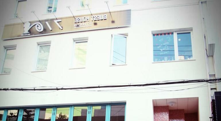 Guesthouse 710 in Haeundae - Photo2