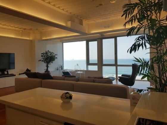 Haeundae Residence with View - Photo3