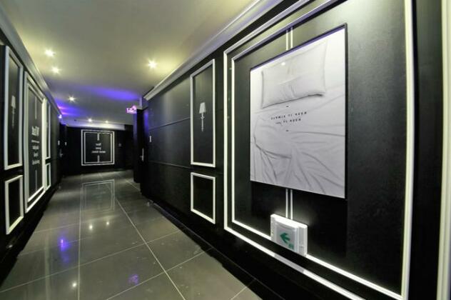 Hotel O Happy - Photo4