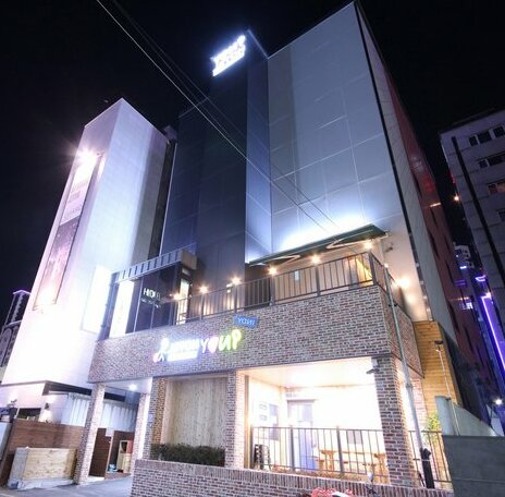 Indy Hotel - Photo2