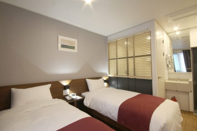 Indy Hotel - Photo3