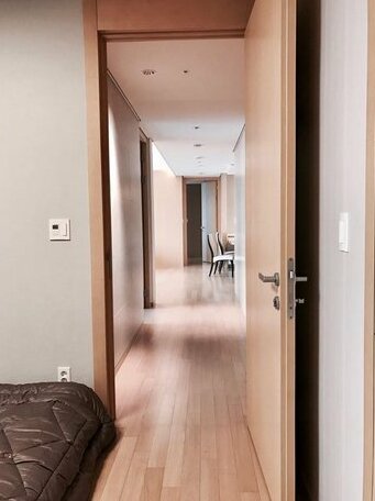 Luxury IPark T2 Apartment - Photo4