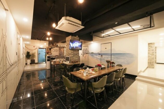 MAMA Guesthouse Haeundae - Photo2