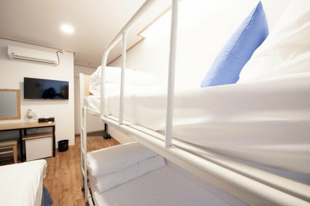 MAMA Guesthouse Haeundae - Photo4