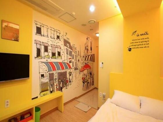 MoonDong's Hostel