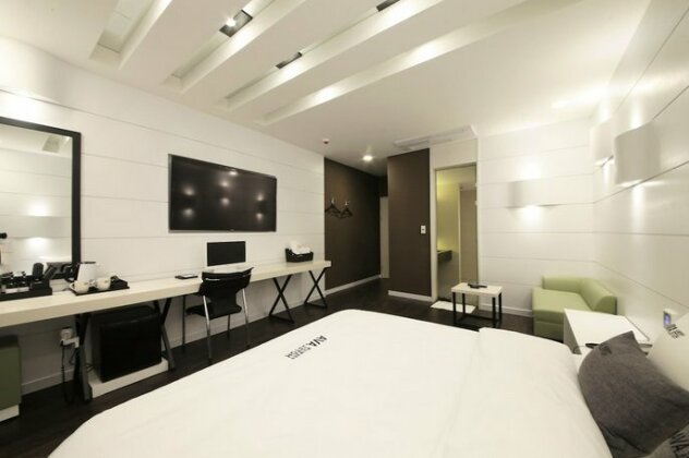 Premium AVA Hotel - Photo2