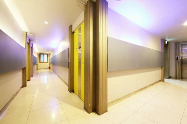Sense Motel - Photo5