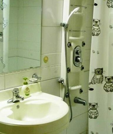 Solongos Backpackers - Photo2