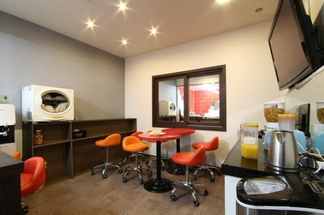The M Hotel - Photo3