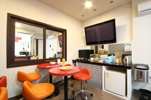 The M Hotel - Photo5