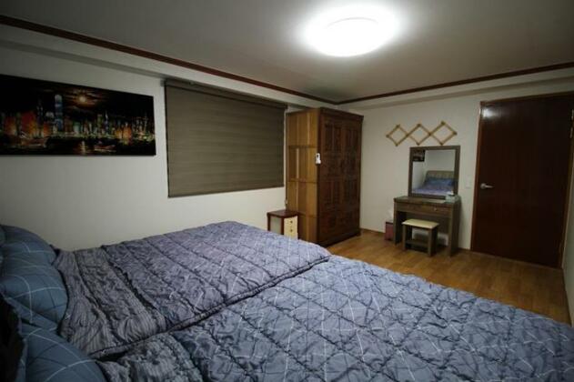 The Park Guesthouse - Photo2