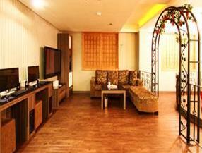 With Motel - Photo4