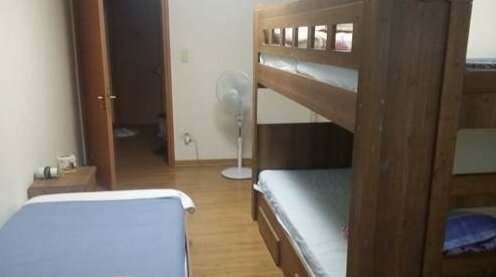 Zen Backpackers - Photo3