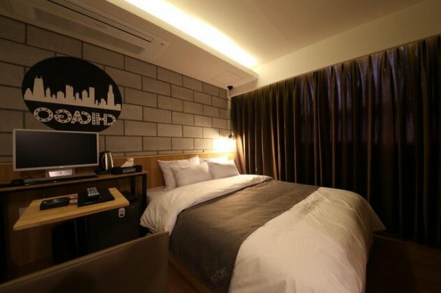 Hotel Chicago Changwon - Photo4