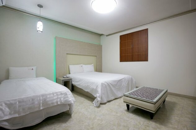 Cheonan City Hotel - Photo4