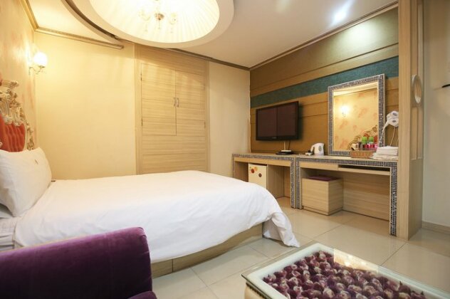Cheonan City Hotel - Photo5