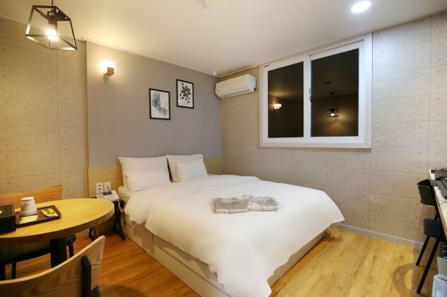 Cheonan Hyu Hotel - Photo3