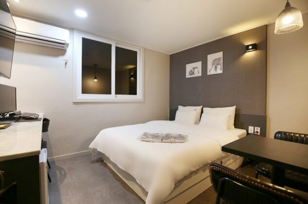 Cheonan Hyu Hotel - Photo5