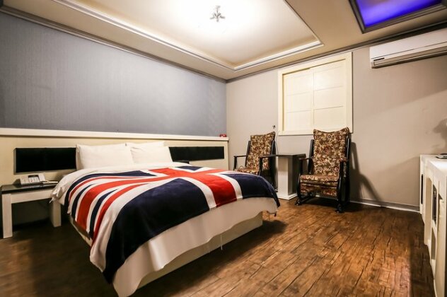 Cheonan Theme Hotel - Photo2
