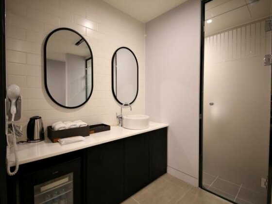 Cheonan U Design Hotel - Photo3