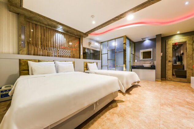 Hotel Bobos Cheonan - Photo3