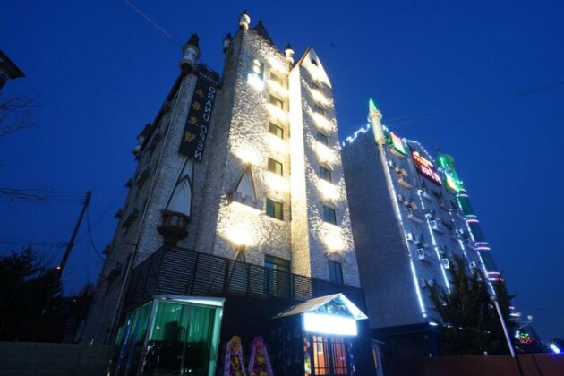 Shourin Hotel - Photo2