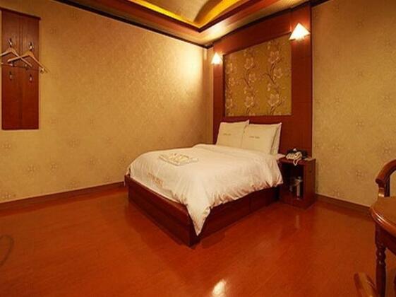 Sweet Hotel Cheonan - Photo2