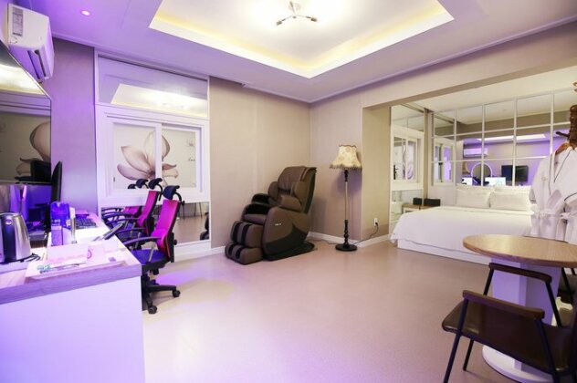 Cheongju K7 PC Hotel - Photo2