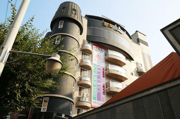 Cheongju Show Hotel 1st Shop - Photo4