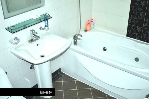 Newvera Tourist Hotel - Photo3