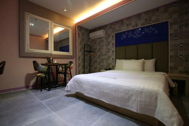 Show Hotel - Photo3