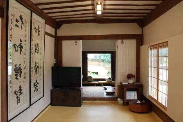 Cheongwondang Hanok - Photo4