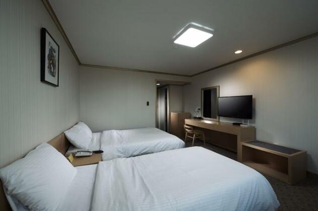 Benikea Chuncheon Bears Hotel - Photo5