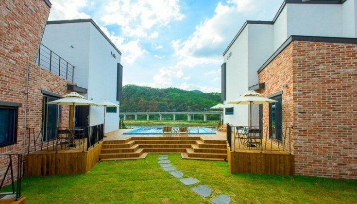 Chuncheon Namiseom Seoro House Pool Villa - Photo3