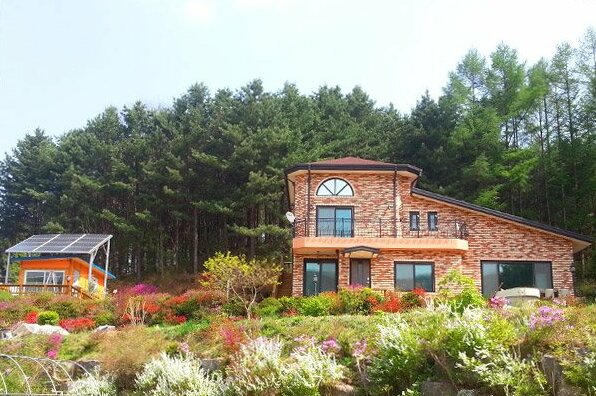 Hongcheon Pine Scented Breeze Pension - Photo3