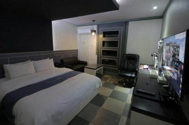 Chungju Queen Motel - Photo2