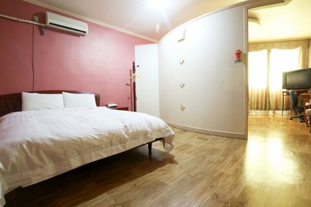 Milano Hotel Chungju - Photo3