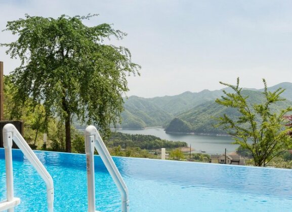 Penatess Pool Villa - Photo5