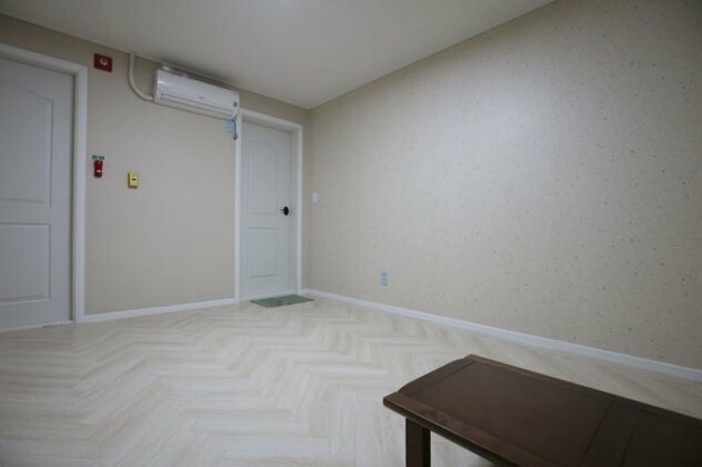 R I Spa Hotel - Photo2