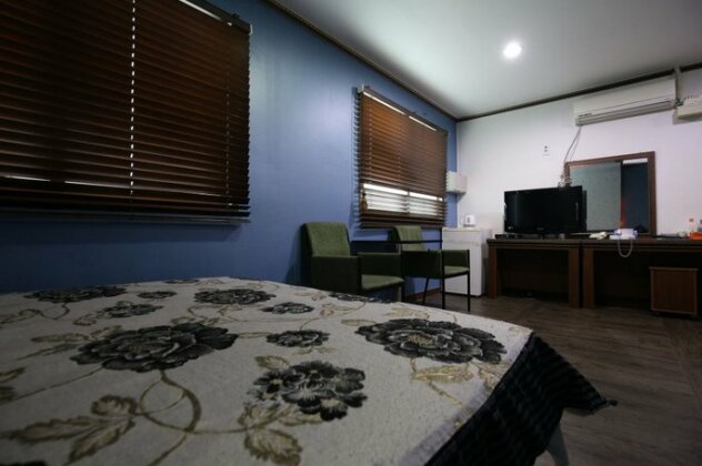 R I Spa Hotel - Photo5