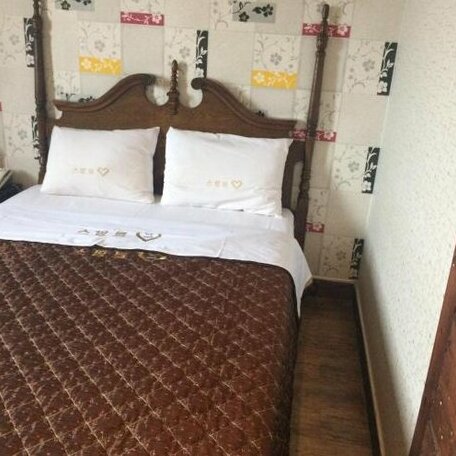 Romance Hotel Chungju - Photo2