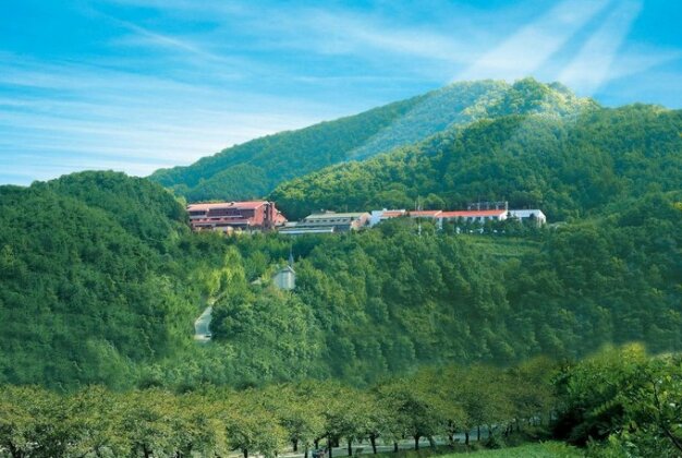 Suanbo Park Hotel