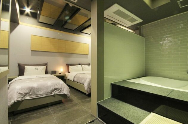 Daegu Hotel Lovely - Photo2