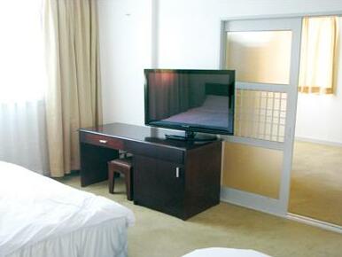 B Station Hotel - Photo5