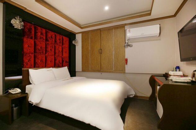 Cannes Hotel - Photo3