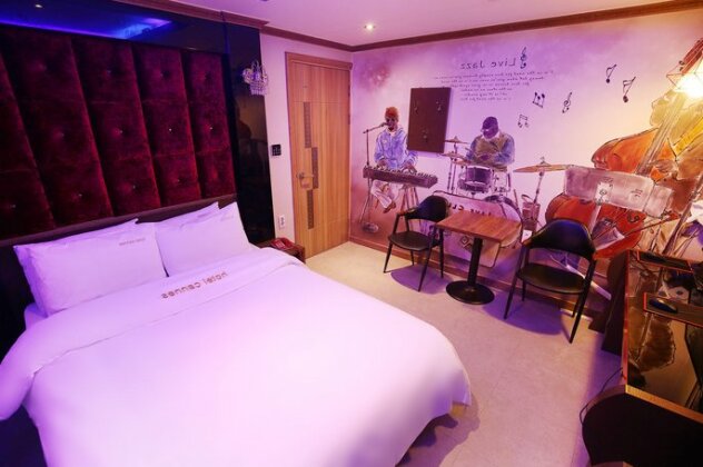 Cannes Hotel - Photo4