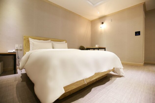 Daejeon Tanbang Pastel - Photo3