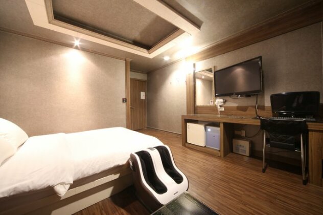 Hera Motel Daejeon - Photo4