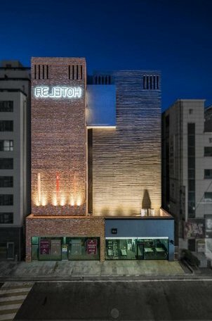 Hotel March