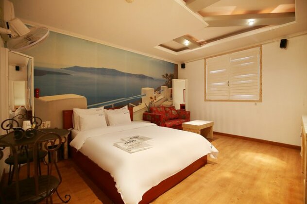 Hotel Rooky - Photo4